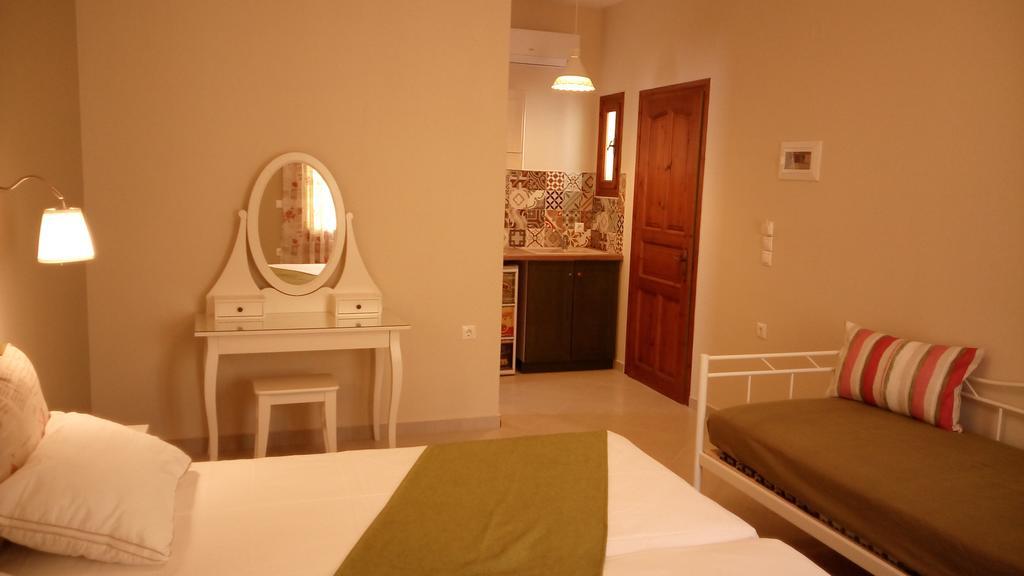 Kallisti Seaside Studios Skopelos Agnontas Extérieur photo